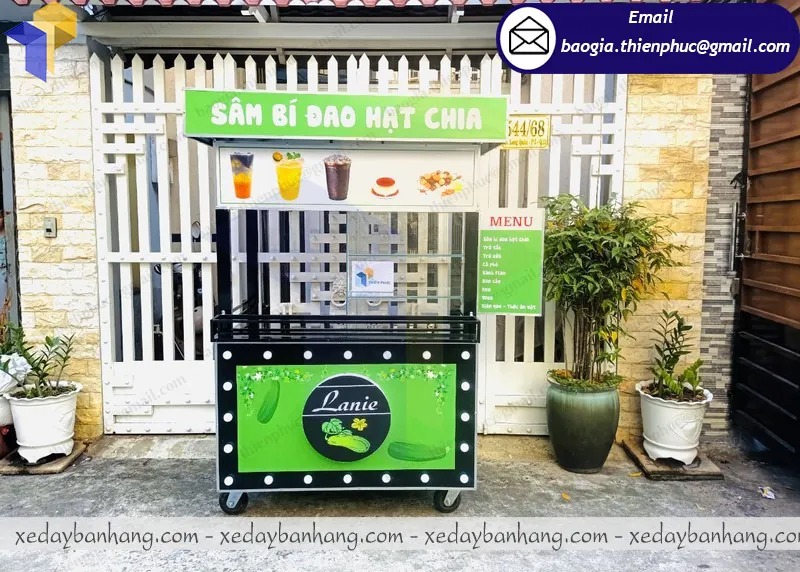 xe đẩy bán trà bí đao