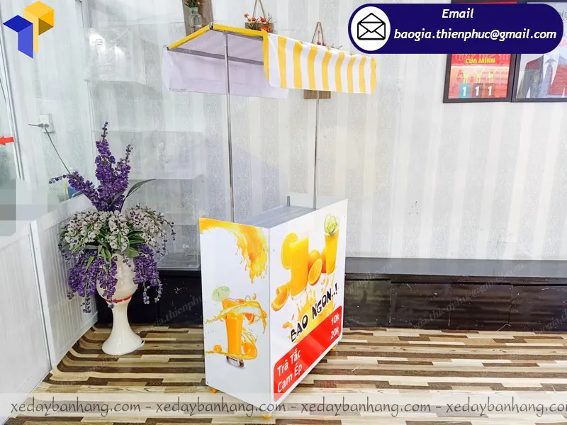 đặt làm xe lắp ráp bán nước cam ép theo yêu cầu