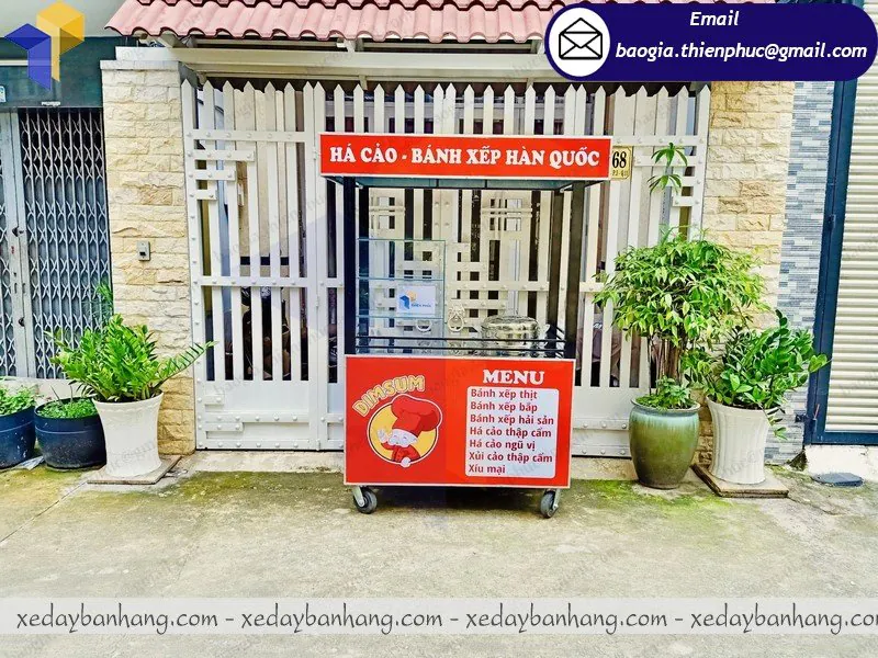 xe sắt bán thức ăn nhanh lưu động giá bao nhiêu