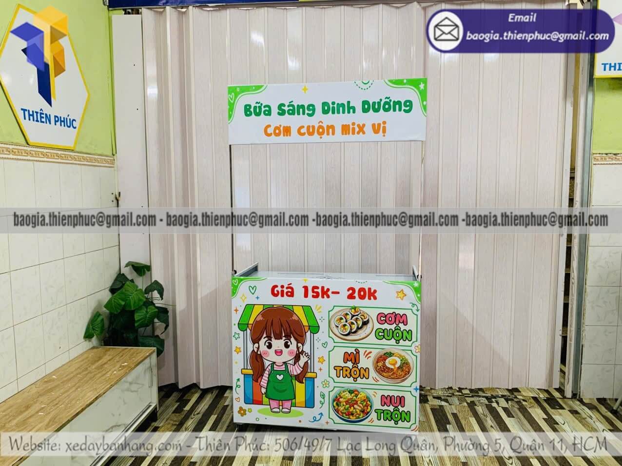 Xe xếp bán cơm cuộn lắp ráp bán ngoài đường Xe xếp bán cơm cuộn lắp ráp bán ngoài đường