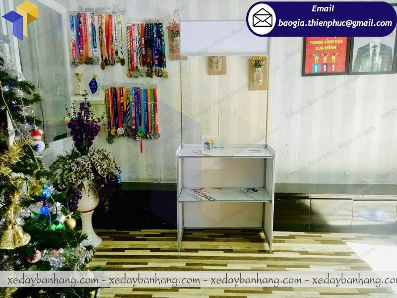 xưởng đóng booth sắt bán cafe take away