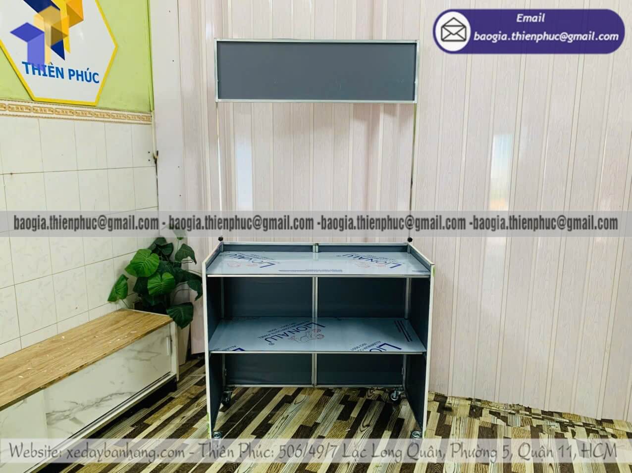Xưởng đóng xe bán đồ ăn sáng xếp gọn ngoài trời cho quầy nhỏ tiệm take away