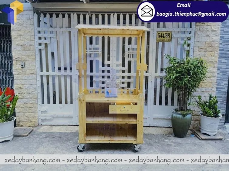 xưởng đóng xe bán tàu hủ đá