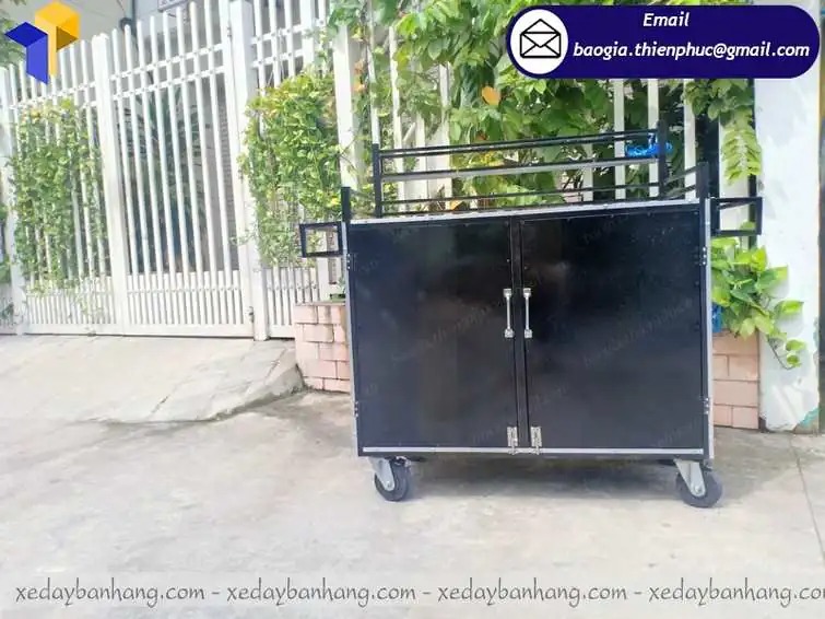 xưởng đóng xe bán trà sữa độc đáo