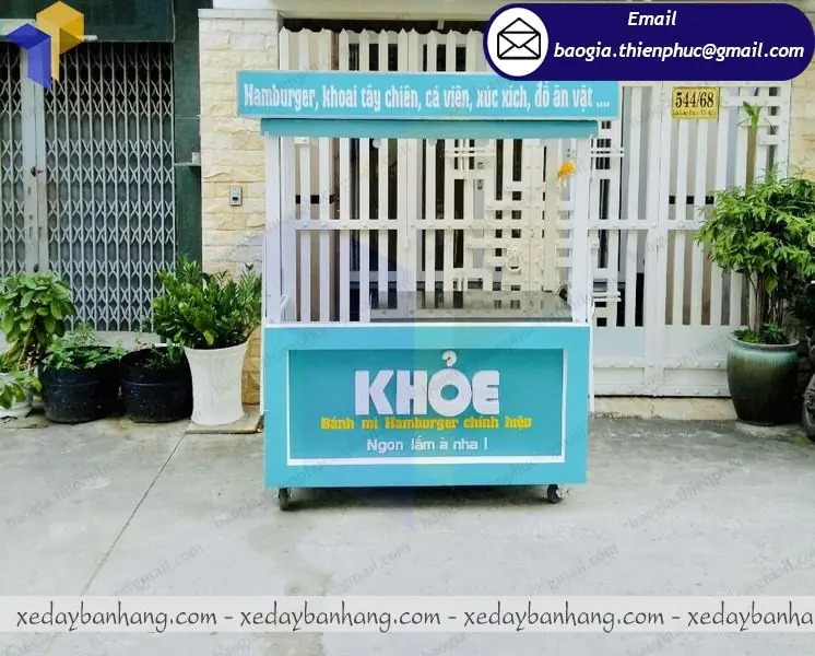 xe đẩy inox bán bánh mì